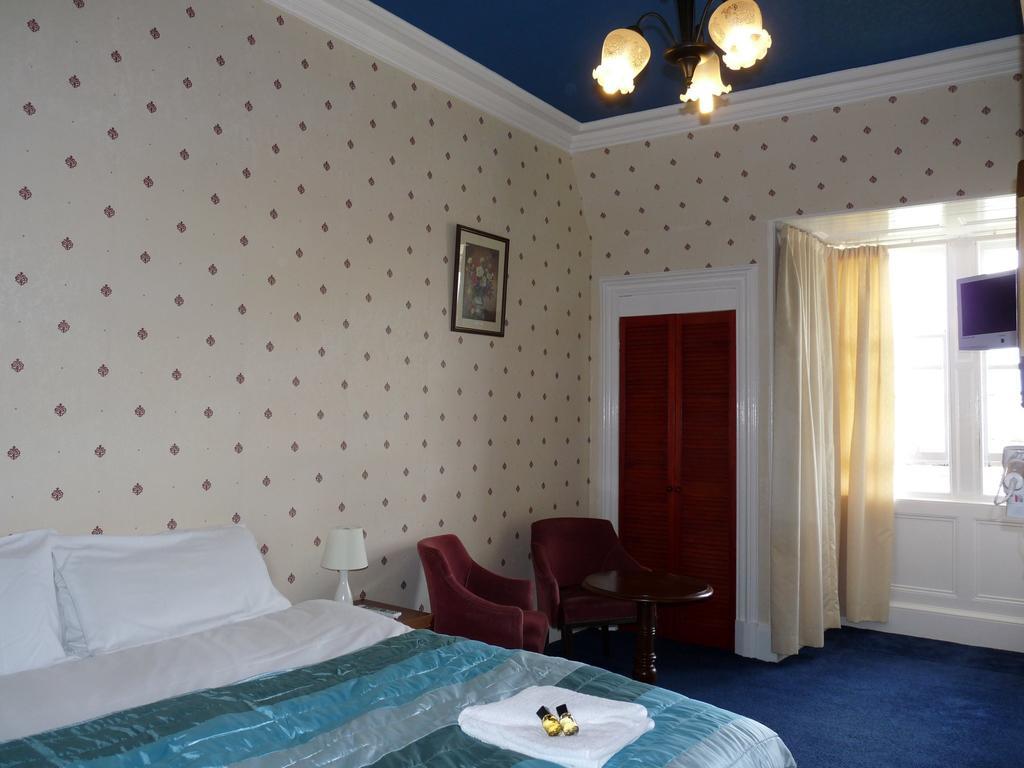 Alba Hills Guest House เอดินบะระ ภายนอก รูปภาพ