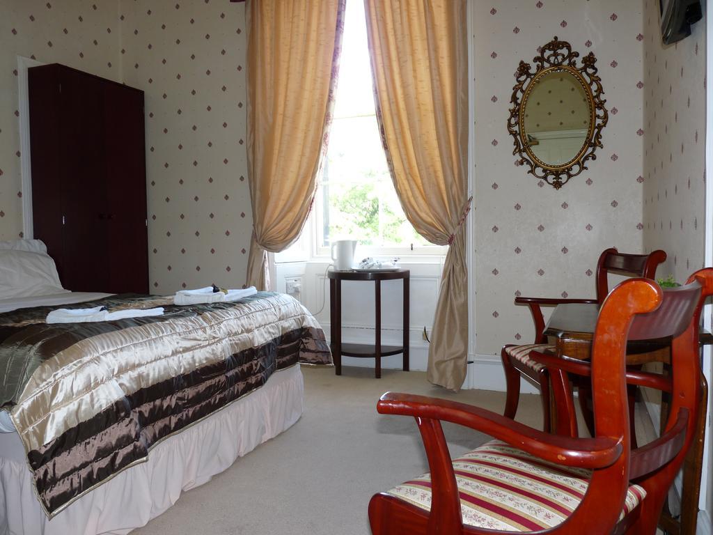 Alba Hills Guest House เอดินบะระ ภายนอก รูปภาพ